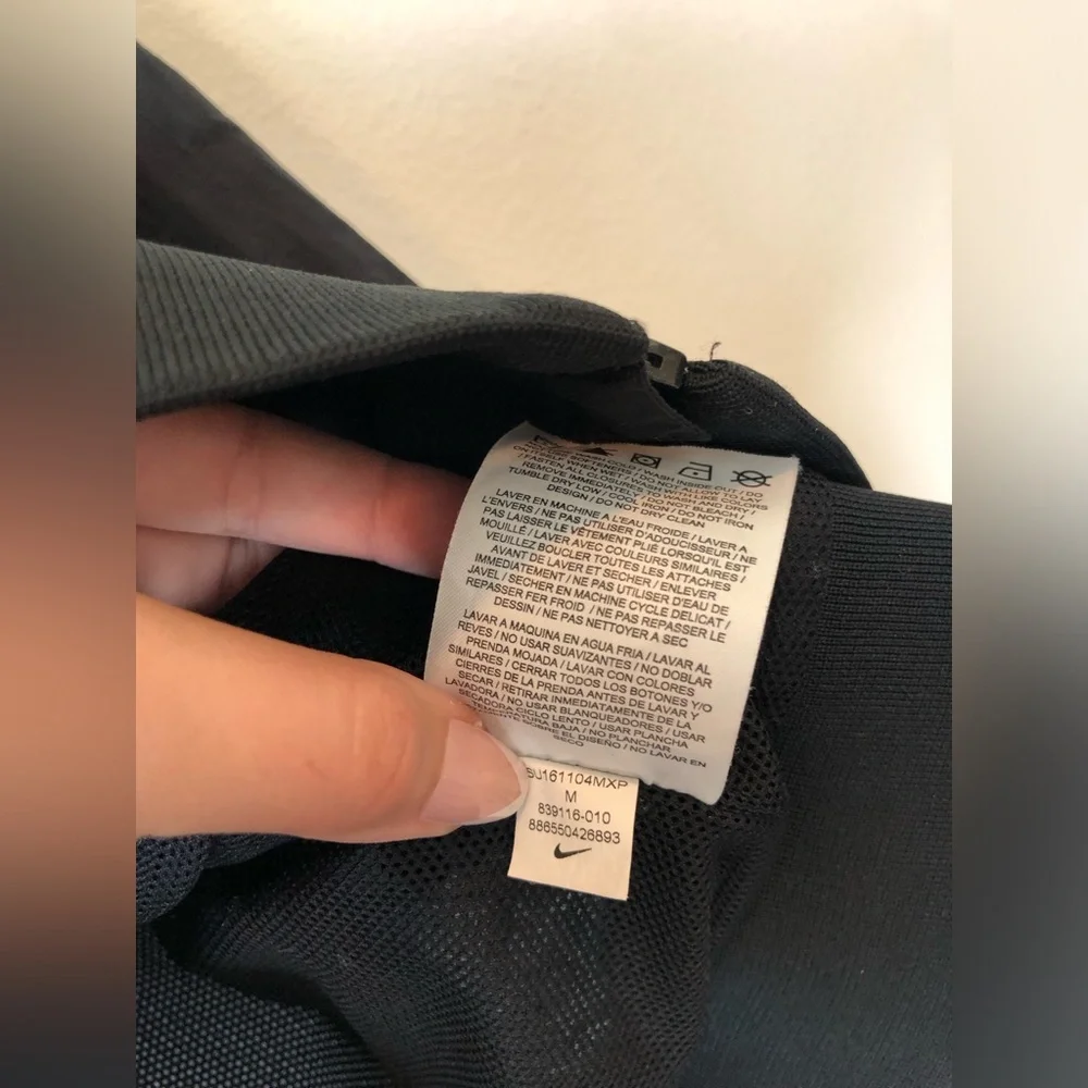 Men’s Black Dover Street Market × Nike NikeLab Windrunner Size M